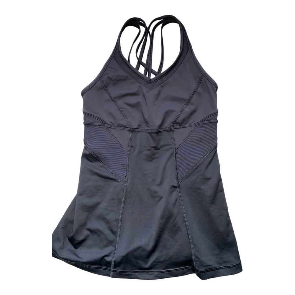 Lululemon Tank Top size 6 Black built in bra